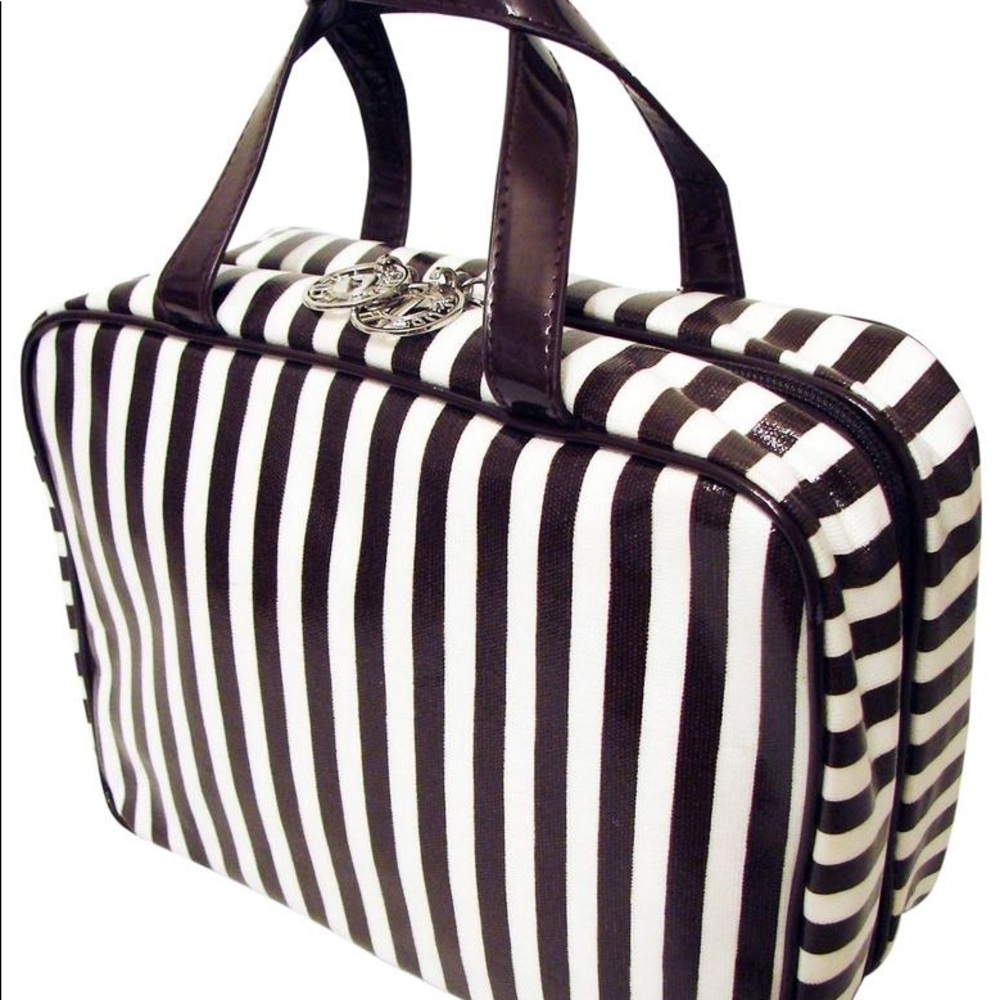 Henri Bendel toiletries bag